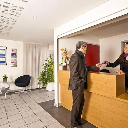Sejours & Affaires Rennes Villa Camilla-3
